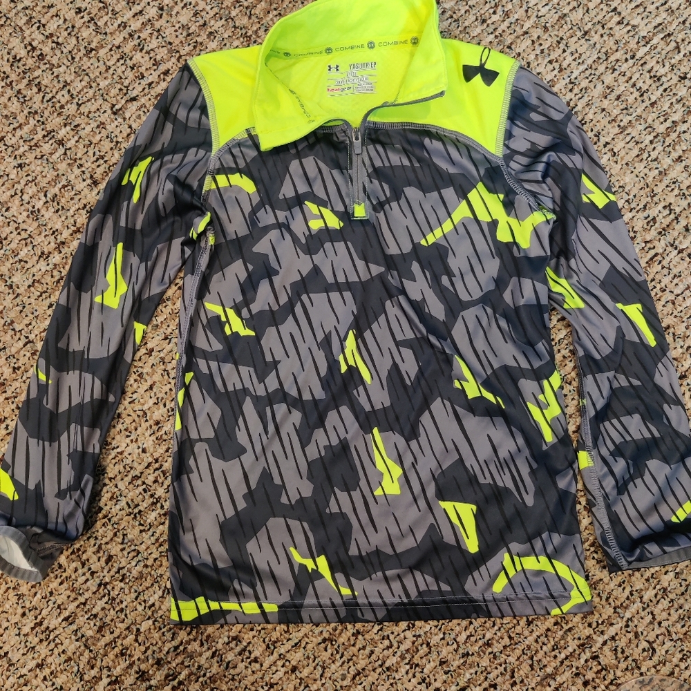 Under Armour 1/4 zip pullover